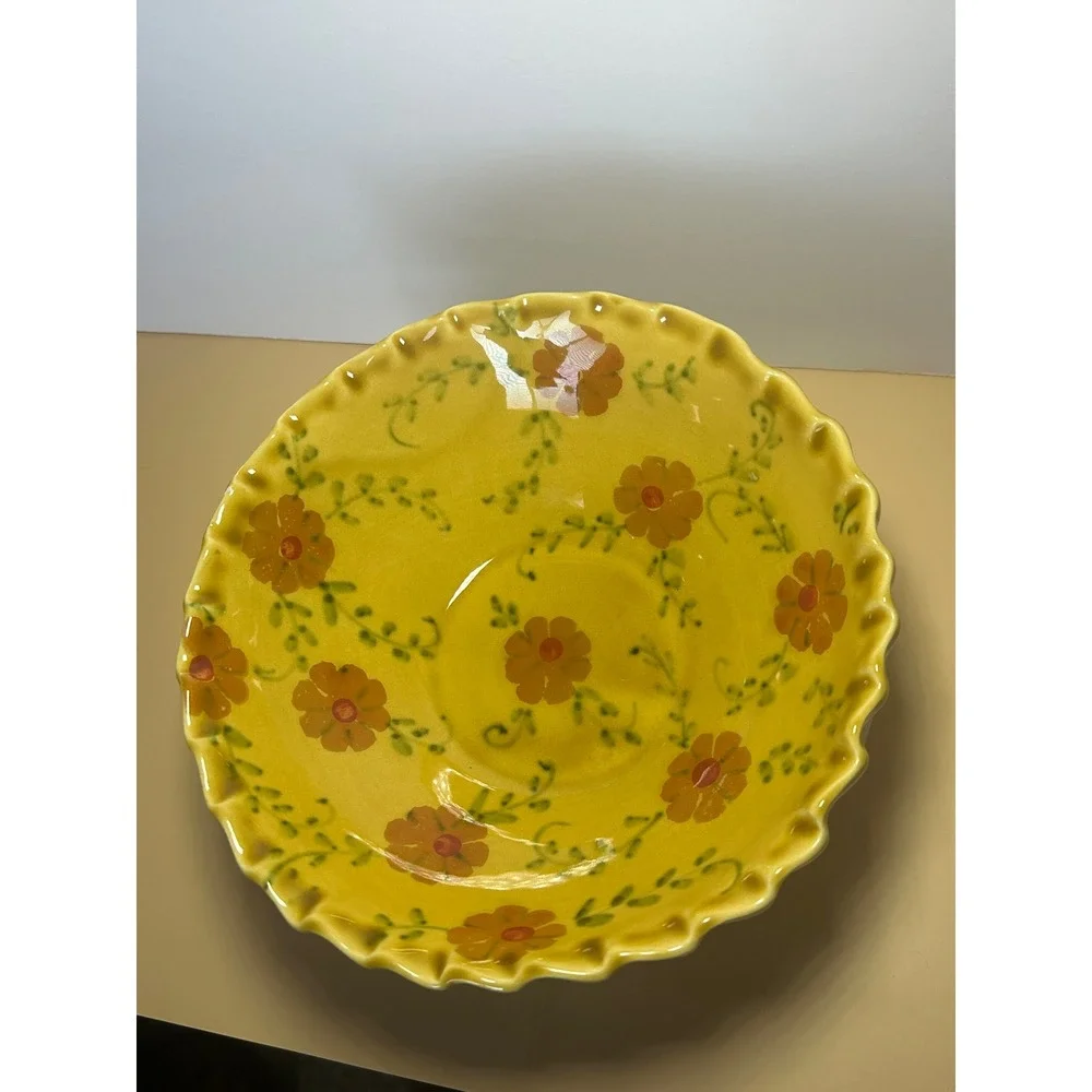 Sur La‎ Table Yellow Floral Ceramic Serving Bowl Scalloped Rim Made in Italy